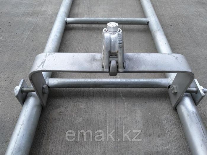 Scaffold Ladder and Ladder Support